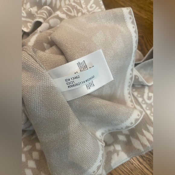 Express Two Piece Crop Top & Skirt Size Medium - Picture 7 of 7